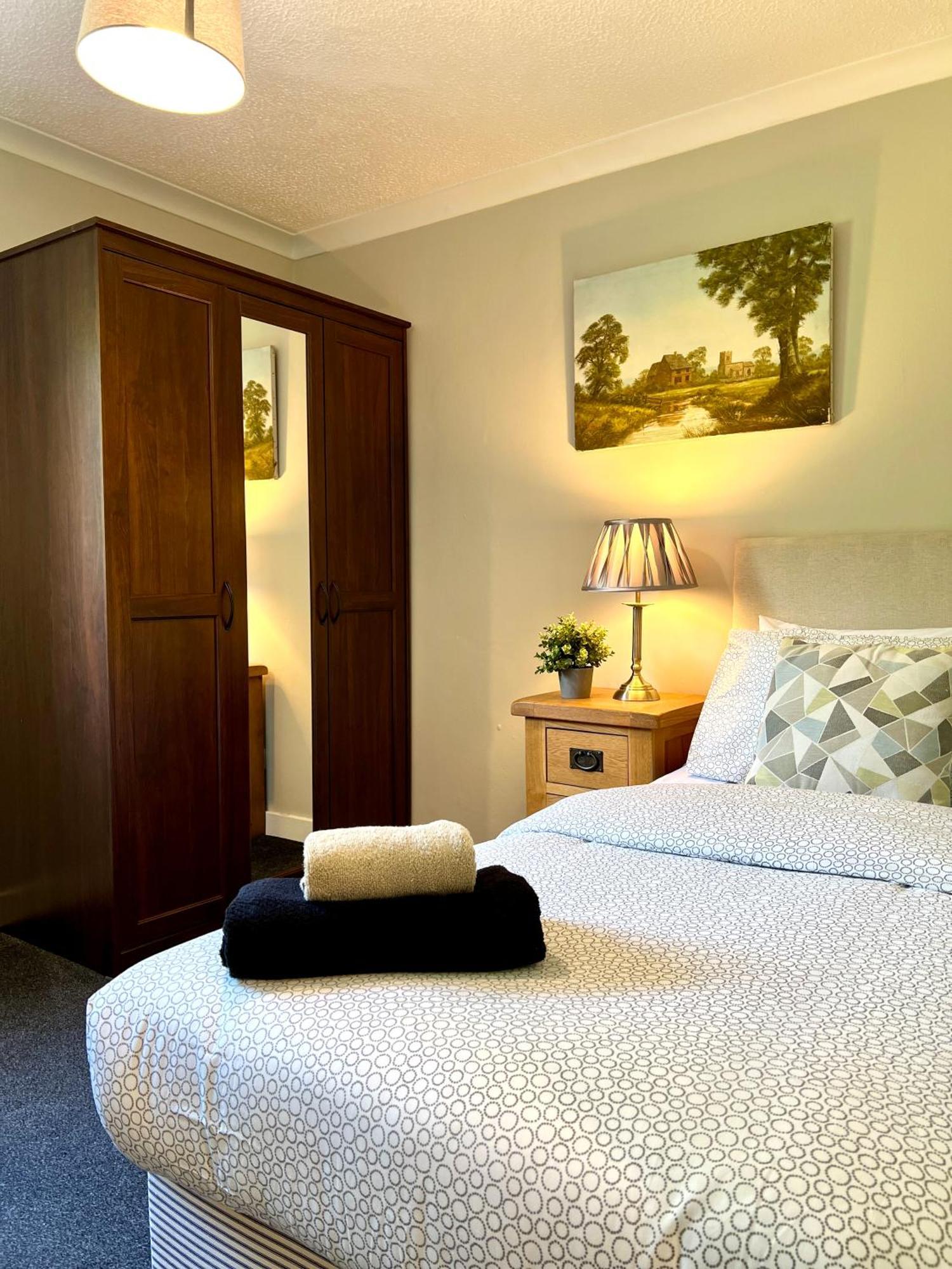 Spacious 2 Bed-Flat In Glasgow City - Free Parking Exterior foto